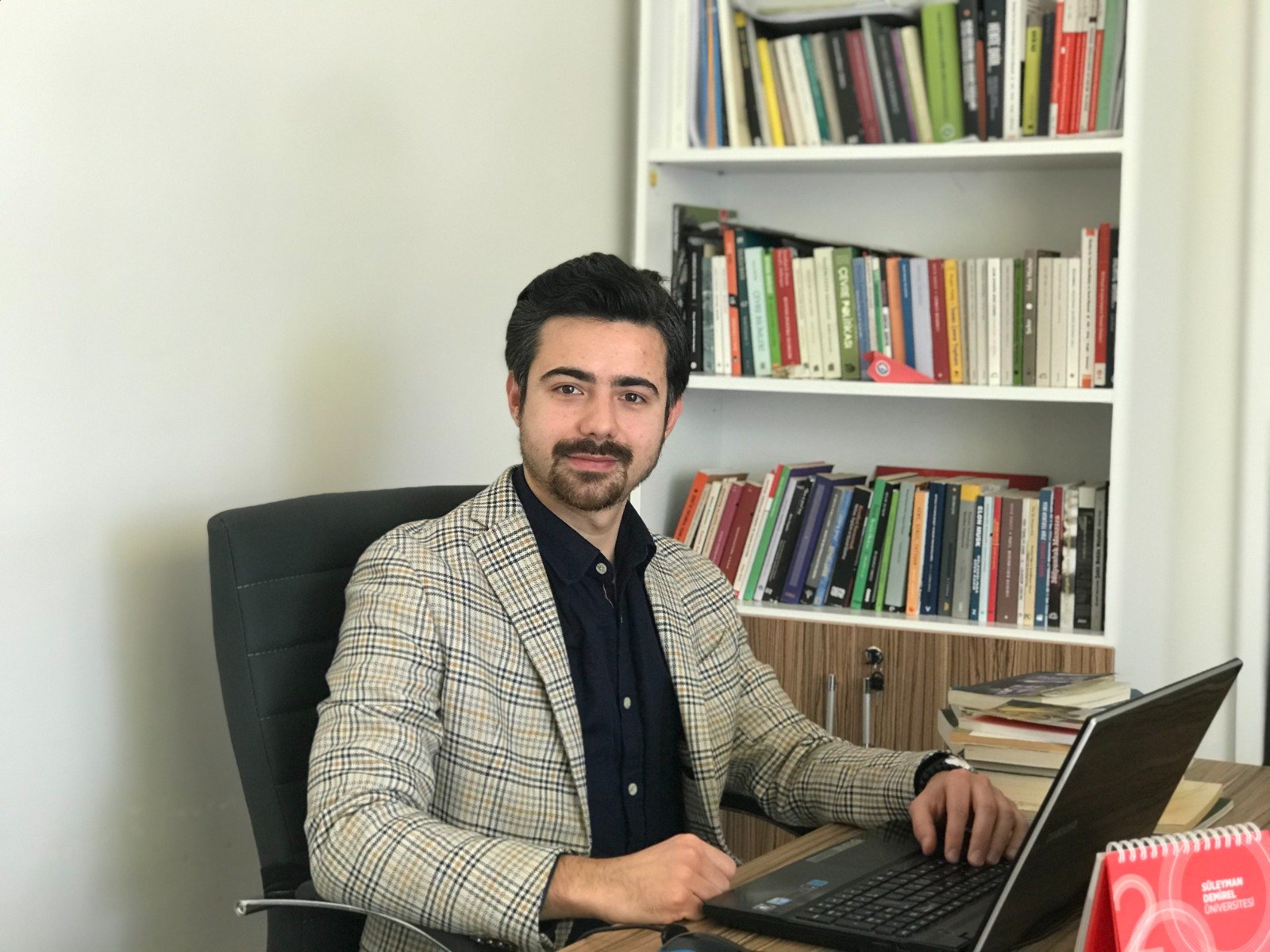 Dr. Onur UZER